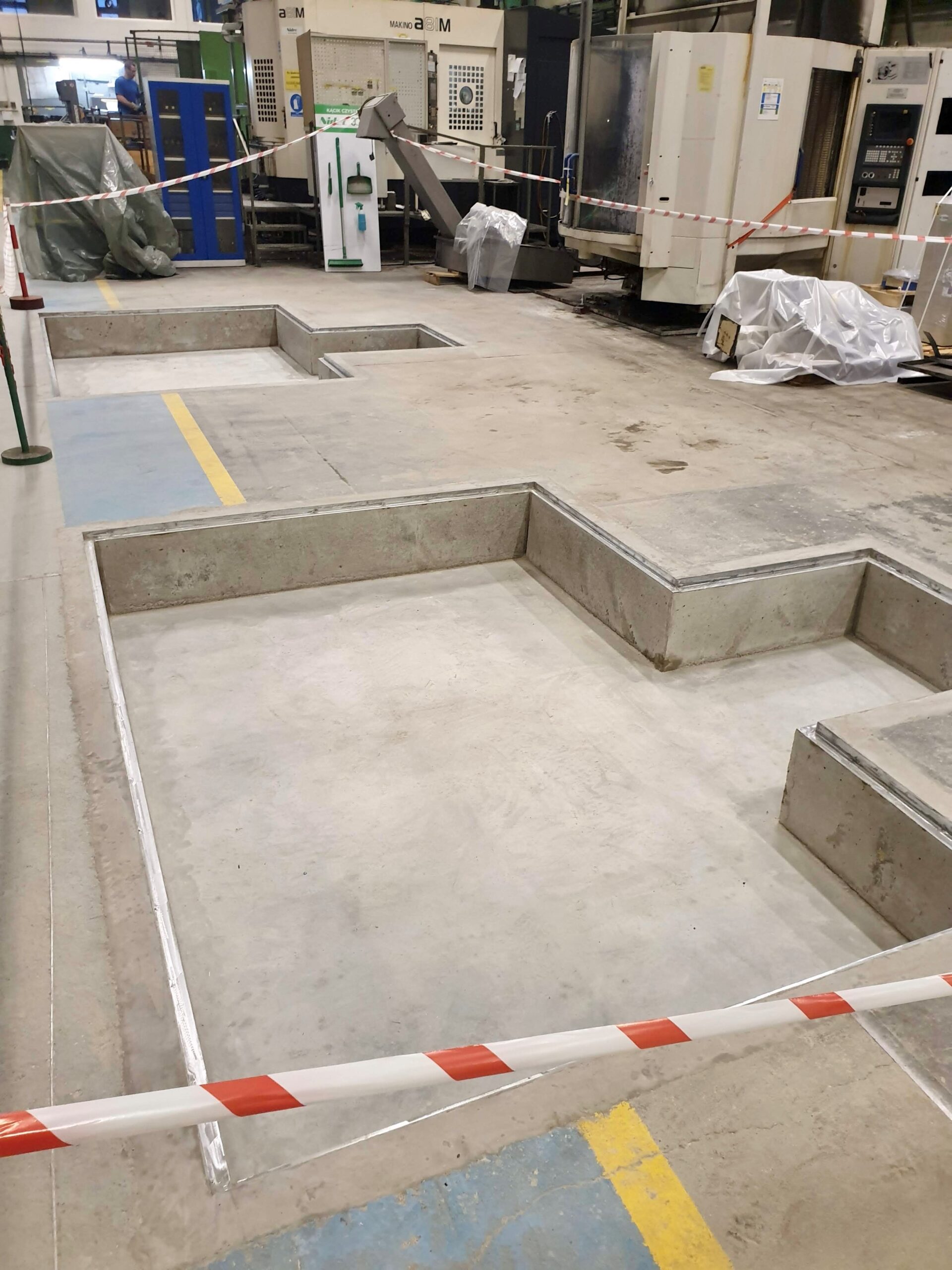 Naprawy posadzek przemysłowych